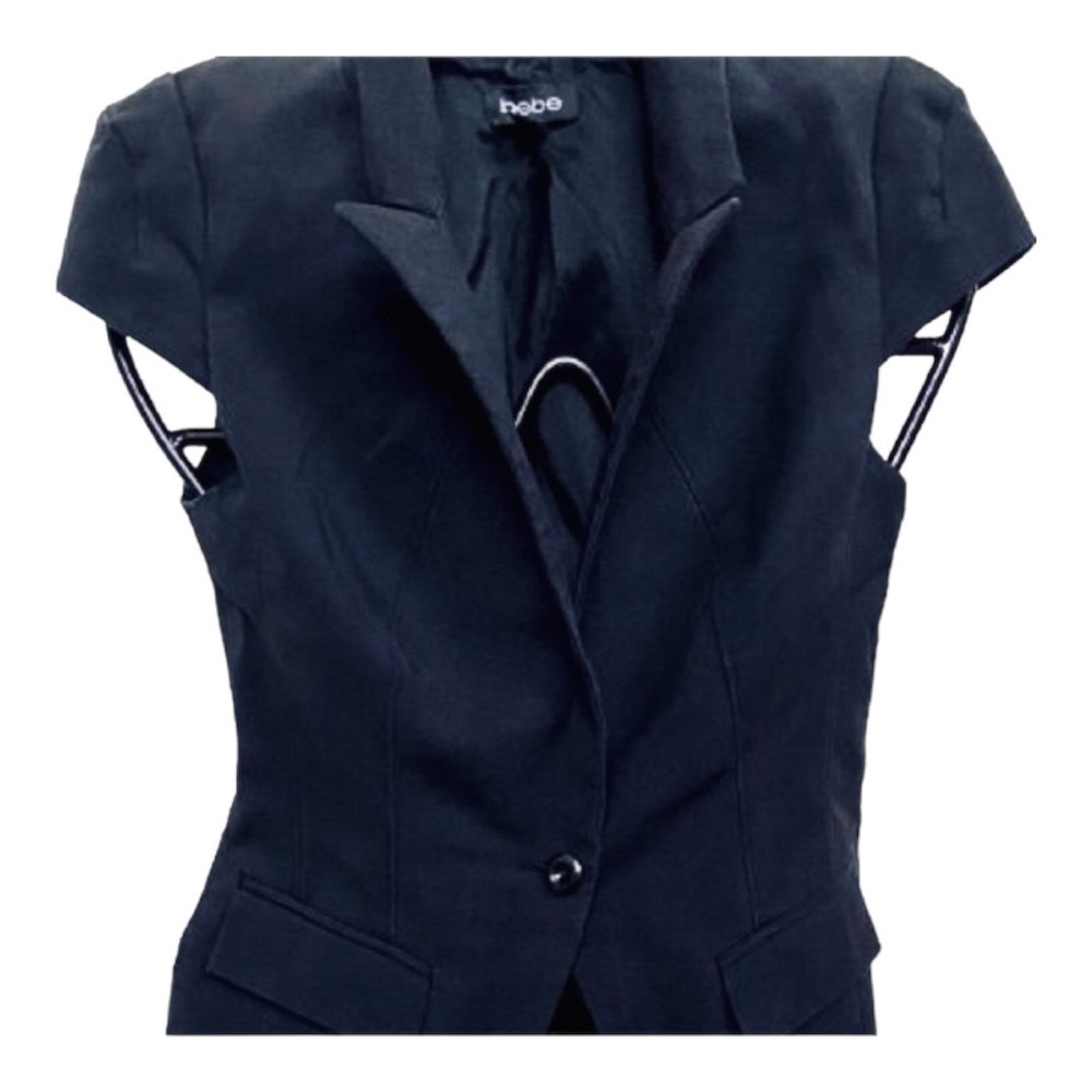 ❤️‍🔥Bebe skirt suit